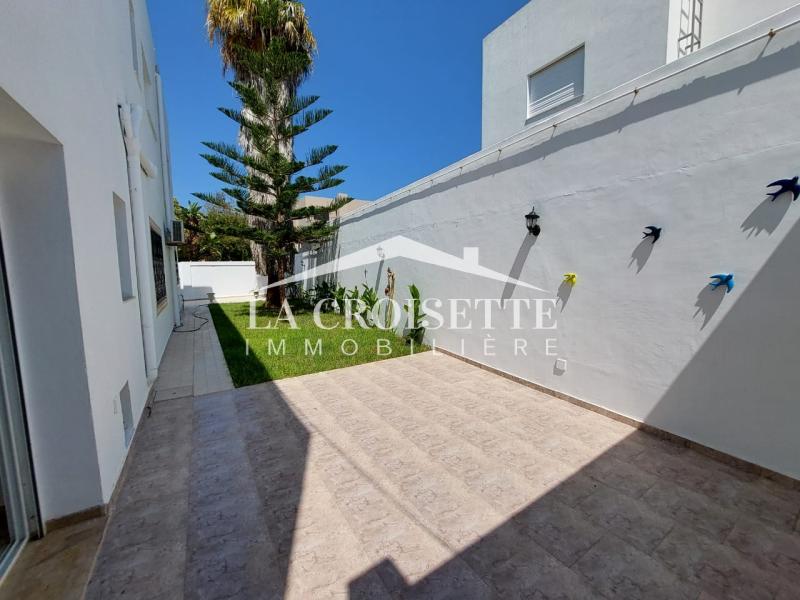 Appartement S+3 avec jardin à Gammarth